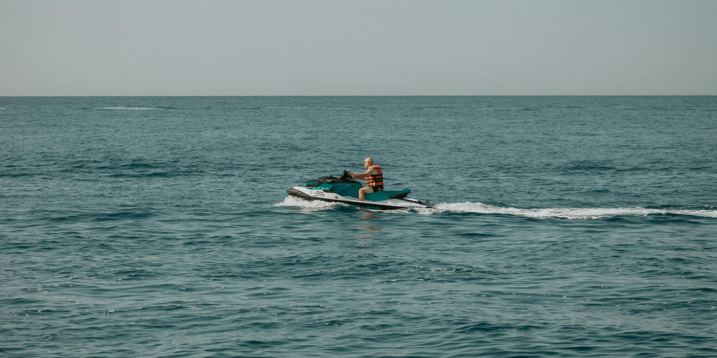 jet ski (2)